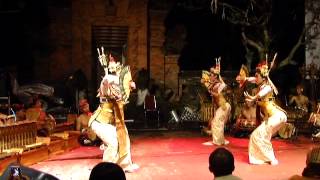 Bali Spirit Festival 2011 Traditional Dance [upl. by Shipp]