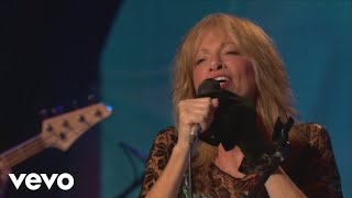 Carly Simon  Nobody Does It Better Live On The Queen Mary 2 [upl. by Vaas91]