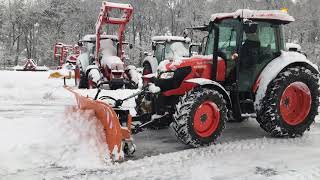 Schneeräumen bei Firma Alff  Kubota M 9960 und Honda Schneefräsen [upl. by Greff106]