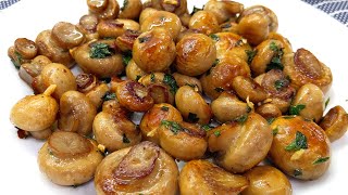 Gebratene Champignons mit Knoblauch in einer Pfanne Einfach und sehr lecker [upl. by Anale]