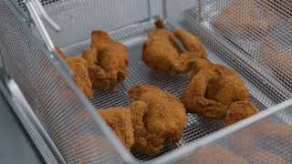 Fried chicken in the iVario Pro  RATIONAL [upl. by Anerom]