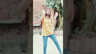 Akela hai Mr Khiladi ytshort dance dancerjuhi [upl. by Blau557]