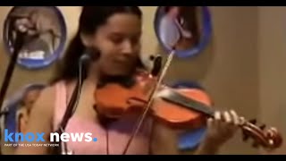 Carolina Chocolate Drops performing quotHit Em Up Stylequot [upl. by Ahseket]