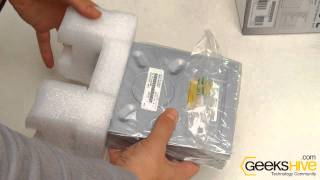 LG BH10LS30 Bluray Burner  Unboxing by wwwgeekshivecom [upl. by Gabor]