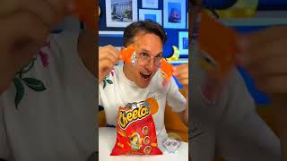 Hack to eat cheetos correctly 🙌🏻 chips cheetos yummy food hacks lifehacks useful foodhacks [upl. by Dhiren]