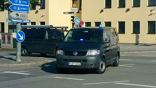 ZPKW Basisfahrzeug amp HGrKW USK Polizei München auf Einsatzfahrt [upl. by Mcgee]