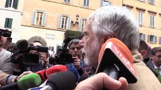 Paolo Crepet quotOggi i giovani non hanno nulla se non lalcol al barquot [upl. by Nitsugua]