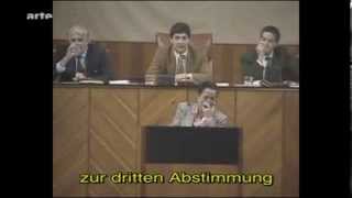 Lachanfall im andalusischen Parlament 1994 [upl. by Meihar873]