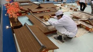 厳島神社に雪？ 広島・菓子博の展示 [upl. by Lattonia]