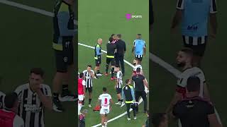 OLHA A TRETA EMPATE ENTRE BOTAFOGO E VITÓRIA TERMINOU EM CONFUSÃO shorts [upl. by Ondine]