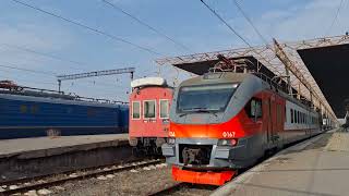 Boarding the EP2D Yerevan Gyumri electric train Подача на посадку электропоезд ЭП2Д ЕреванГюмри [upl. by Reppiks109]