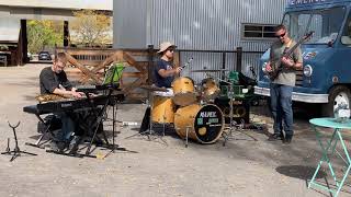 Basilaris Trio plays quotglaciationquot at Los Poblanos in festive fall spirit [upl. by Azmuh660]