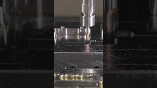 Mecanizado CNC para la creación de moldes de alta precisión [upl. by Ace]