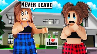 My Sisters CREEPY FRIEND Invited Me To a SLEEPOVER Brookhaven RP [upl. by Asirap]