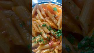 Penne El vodkas 🍝🔥 food italianfood subscribe [upl. by Egdamlat]