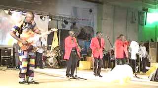 Les Voltaiques amp Bembeya jazz en concert que démotionsflv [upl. by Ysus128]