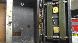 Detailed look at my quotBank Vaultquot mini Safe [upl. by Magdau]