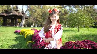 Alessia  Sunt o fata frumusica  Cover [upl. by Ayvid]