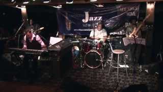 Smooth Cruises 2013 Gerald Albright amp Alex Bugnon  Harlem On My Mind [upl. by Enymzaj981]