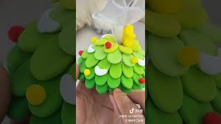 Cómo hacer arbolitos de navidad con tapas plásticas de yogurt y masa de sal o plastilina [upl. by Bonnette]