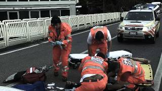 TRAUMA CARE  INCIDENTE STRADALE IN REAL TIME  SATURNO 9 amp SUEM 118 [upl. by Nycila624]