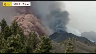 191021 Estado columnas freatomagmática y principal a medio día Erupción La Palma IGMECSIC [upl. by Ebonee28]