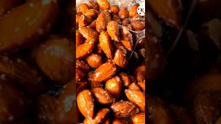 Amandes grillées et salées à la poêle recette hyper facile et rapide [upl. by Adnovay]