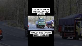 Trailer Hino Muatan Semen Jemping truktrailer trukhino trailertruck hino500 alasbaluran [upl. by Oiracam]