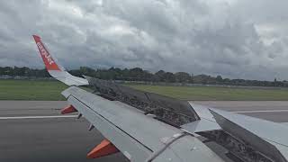 easyjet airbus A321200 NEO landing EGKK gatwick airport [upl. by Engleman]