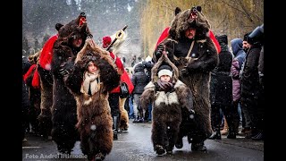 Traditii de Craciun in Moldova si Bucovina jocurile cu masti  Capra Ursul Cerbul si Caiutii [upl. by Airekahs]