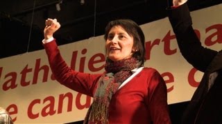 Nathalie Arthaud une candidate communiste en campagne [upl. by Meter290]