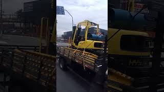 Empilhadeira a Gás do Hyster Brasif 50 XT [upl. by Adnaluoy]