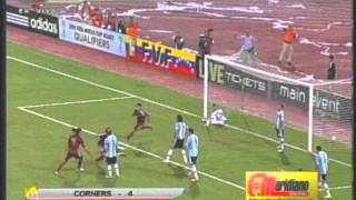 VEN 10 ARG  Gol de Fernando Amorebieta 11102011 [upl. by Ruyam]