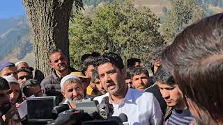 LG Manoj Sinha and Omar Abdullah must visit Mulwarwan Warwan to meet fire victims [upl. by Morissa]