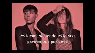 GirlfriendIcona pop Letra en español [upl. by Narot]