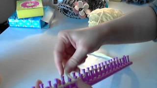 Scuola di Knitting Loom 4 maglia traforata circolare [upl. by Nivets]