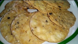 Farsi Puri  Gujarati Farsi Puri  મેંદા ની ફરસી પુરી બનાવવાની રીત  Snacks Recipe  Jeera Puri [upl. by Welford]