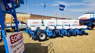 Die wydste planter reeks op NAMPO 2024 is by Monosem by Carrotech [upl. by Okimuy450]