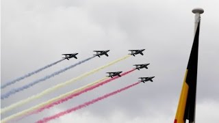 Belgische nationale feestdag  Militair Defilé van 21072016 [upl. by Aninep]