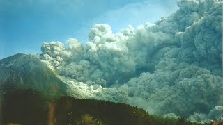 Merapi Volcano Eruption Update Long Pyroclastic Flows New Eruption [upl. by Proud267]