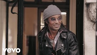 Yannick Noah  Hello Clip officiel [upl. by Nydnarb679]