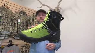 Reviewing the 2019 Salewa Vulture Evo [upl. by Bred]