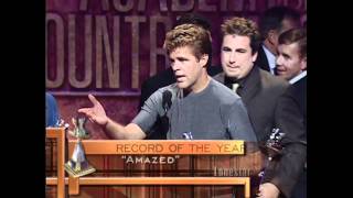 Lonestar Wins Single of the Year For quotAmazedquot  ACM Awards 2000 [upl. by Namyl]