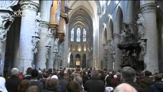 Veillée de prière en la Cathédrale SaintsMichel et Gudule de Bruxelles [upl. by Attegroeg]