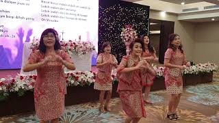 Gelora Sukacita medley Kasih Yesus Indah Lagu dan tari rohani [upl. by Aicnerolf]