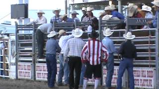 Tom McFarland in 1st place at North Platte rodeo [upl. by Davon194]