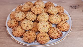 recette de biscuits semoule et noix de coco et cacahuète وصفة لذيذة وسهلة حلوه بالفينووالكوك [upl. by Nerac]