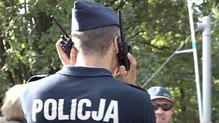 Miesięcznica smoleńska bez Kaczyńskiego W roli prezesa Sasin Policja utrudnia ale nie bije [upl. by Dixil]