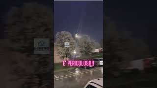 Ieri sera a Cadriano BO un fulmine e caduto a pochi metri da chi riprendeva 😱 Khalid [upl. by Astrea]