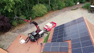 Unimog U 530 mit Frontlader und Ladekran im Einsatz [upl. by Oilalue95]